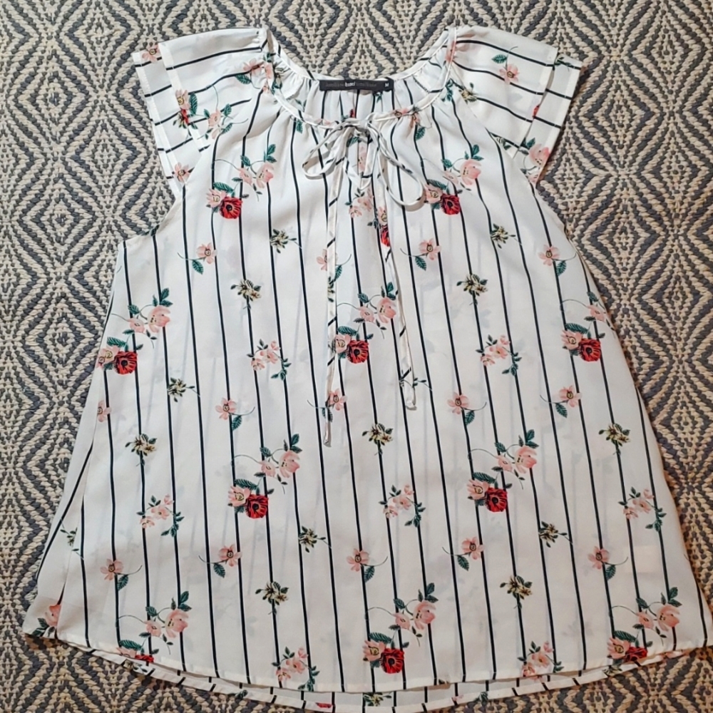 BNNT Hazel Blouse Sz. M